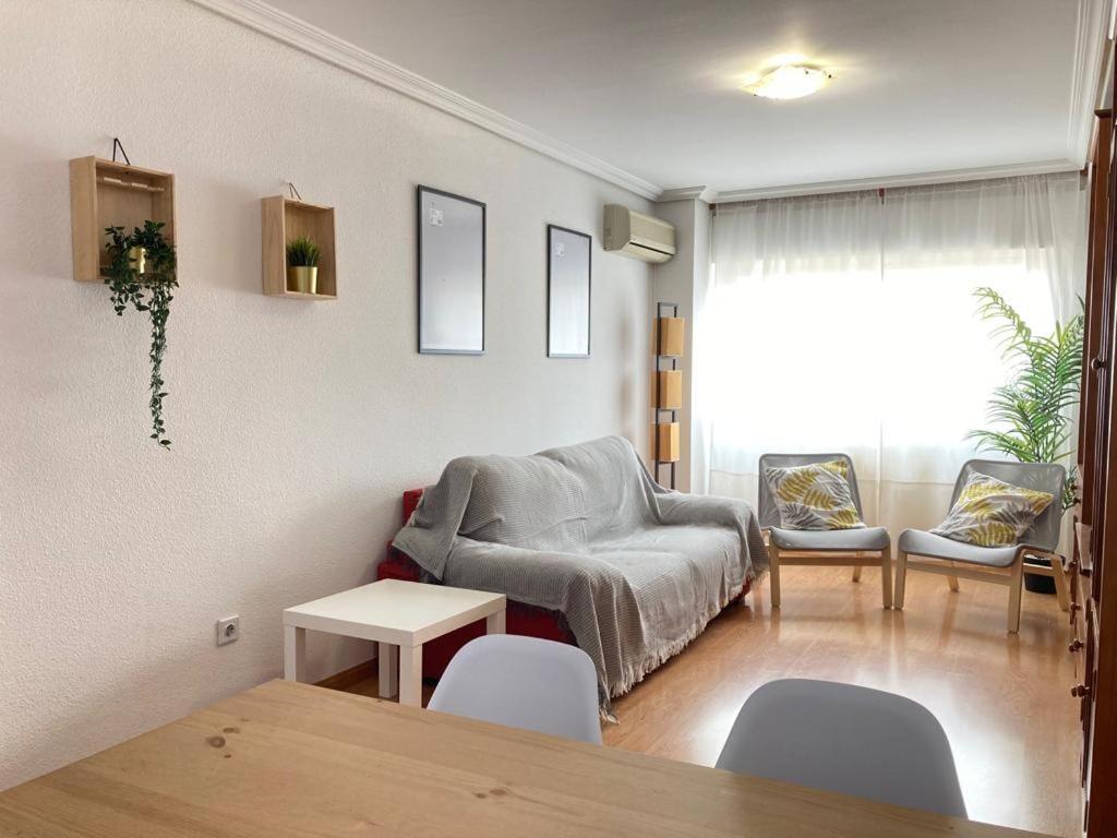 Apartamento Grande, 2 Dormitorios, Garaje Gratis Μαδρίτη Εξωτερικό φωτογραφία